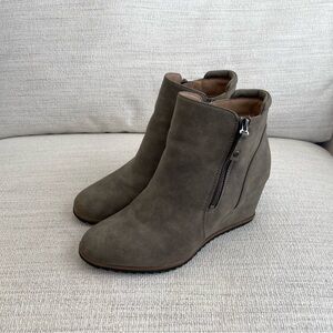 Soul Naturalizer Haley Wedge Ankle Booties